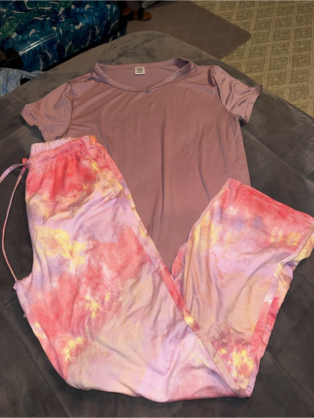 Mauve Short-Sleeve Top & Pink Tie-Dye Pajama Set